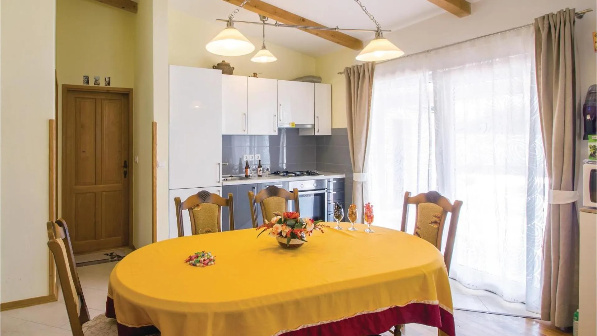 3 Bedroom Amazing Home In Sikici Pula Semesterbostad